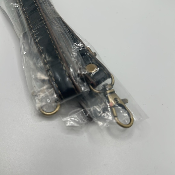 Brown vegan leather replacement purse strap with brass hardware - Picture 2 of 3